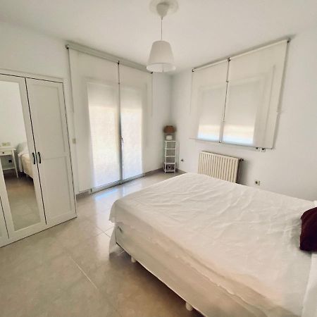 Alojamiento Entero Con Jardin Privado Villa Cassa De La Selva Bagian luar foto